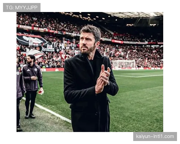 TA独家解析卡里克曼联：场均跑动距离英超第一，反控球哲学成战术核心